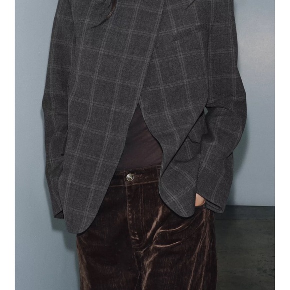 NWT Viral Limited Edition Zara Plaid Blazer - Picture 5 of 10